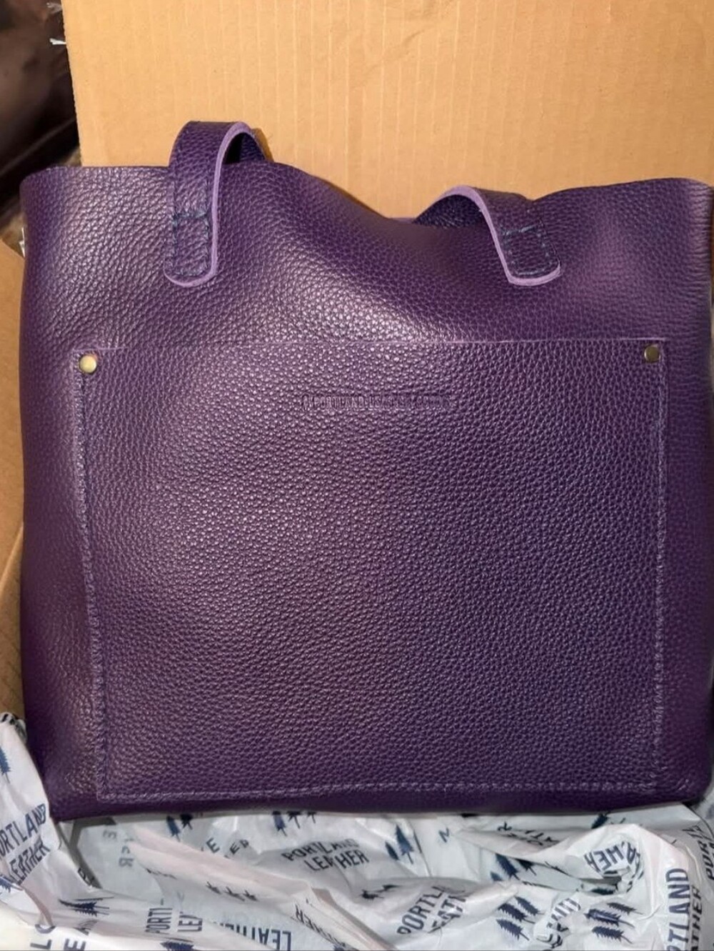 PORTLAND MEDIUM CROSSBODY LEATHER TOTE - NEW